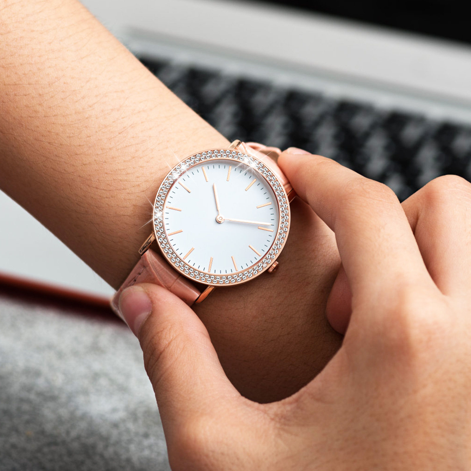 스마트워치 화면 보호용, 반짝이는 보석이 두 줄로 장식 - Smartwatch Case 리뷰 및 가격